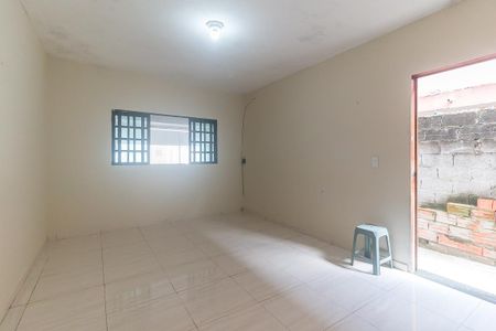 Sala de casa para alugar com 2 quartos, 58m² em Jardim Santa Helena, Poá