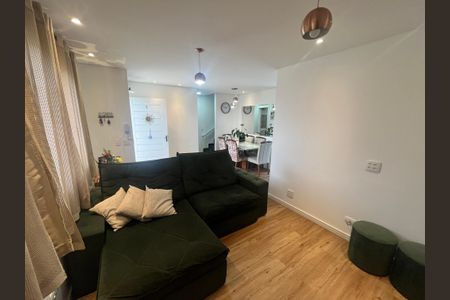 Casa de condomínio para alugar com 120m², 3 quartos e 2 vagasSala