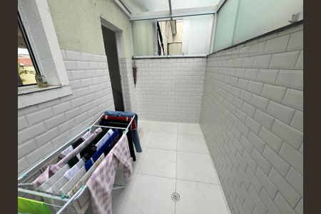 Casa de condomínio para alugar com 120m², 3 quartos e 2 vagasÁrea de Serviço