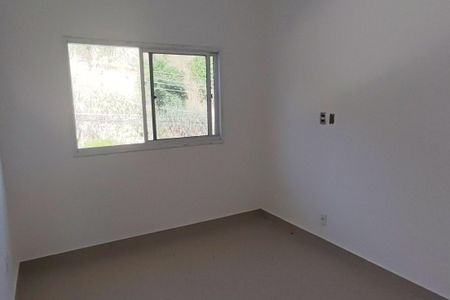 Casa de condomínio à venda com 198m², 3 quartos e 5 vagas Casa de condomínio à venda com 198m², 3 quartos e 5 vagasQuarto 1