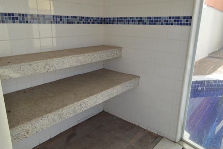 Casa de condomínio à venda com 198m², 3 quartos e 5 vagas Casa de condomínio à venda com 198m², 3 quartos e 5 vagasÁrea comum