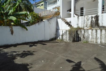 Casa de condomínio à venda com 198m², 3 quartos e 5 vagas Casa de condomínio à venda com 198m², 3 quartos e 5 vagasQuintal