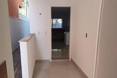 Casa de condomínio à venda com 198m², 3 quartos e 5 vagas Casa de condomínio à venda com 198m², 3 quartos e 5 vagasÁrea de Serviço