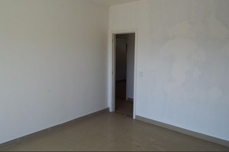 Casa de condomínio à venda com 198m², 3 quartos e 5 vagas Casa de condomínio à venda com 198m², 3 quartos e 5 vagasSuíte