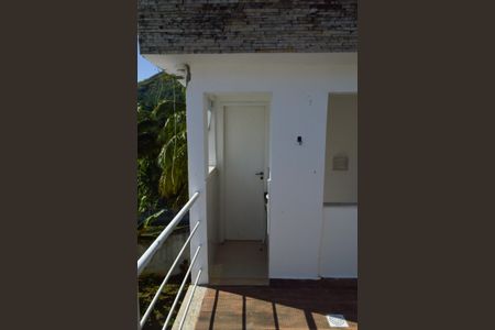 Casa de condomínio à venda com 198m², 3 quartos e 5 vagas Casa de condomínio à venda com 198m², 3 quartos e 5 vagasBanheiro da Área Gourmet