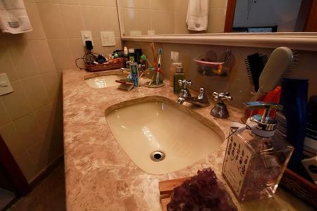 Apartamento à venda com 240m², 4 quartos e 3 vagas Apartamento à venda com 240m², 4 quartos e 3 vagasFoto 01