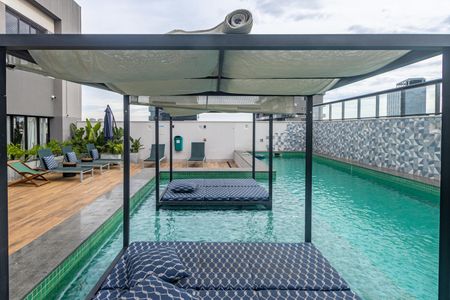 Studio à venda com 27m², 1 quarto e sem vagaÁrea comum - Piscina