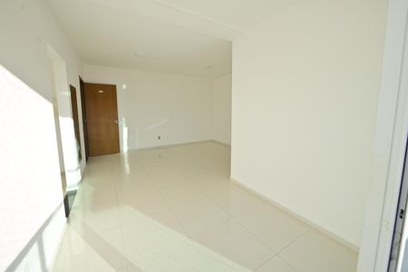 Apartamento para alugar com 84m², 3 quartos e 1 vaga Apartamento para alugar com 84m², 3 quartos e 1 vagaSala