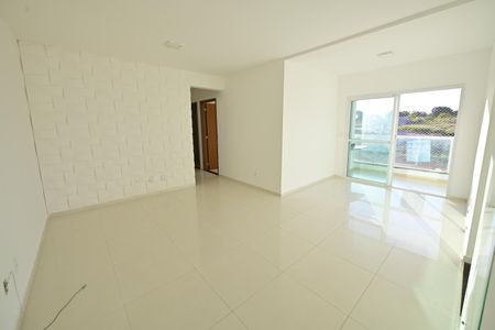 Apartamento para alugar com 84m², 3 quartos e 1 vaga Apartamento para alugar com 84m², 3 quartos e 1 vagaSala