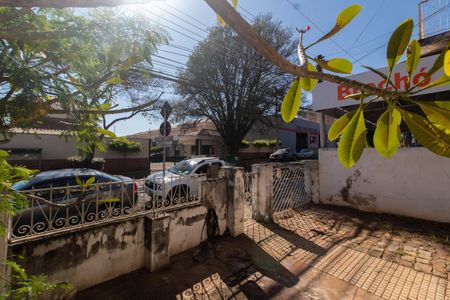 Casa à venda com 550m², 3 quartos e 3 vagasÁREA EXTERNA FRENTE