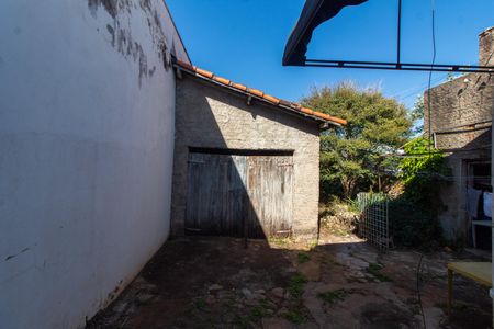 Casa à venda com 550m², 3 quartos e 3 vagasÁREA EXTERNA FUNDOS