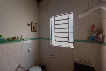 Casa à venda com 550m², 3 quartos e 3 vagasBANHEIRO