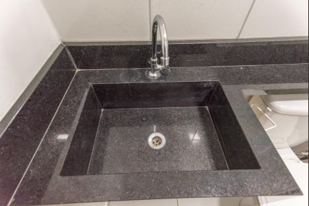 Apartamento à venda com 43m², 2 quartos e 1 vaga Apartamento à venda com 43m², 2 quartos e 1 vagaBanheiro