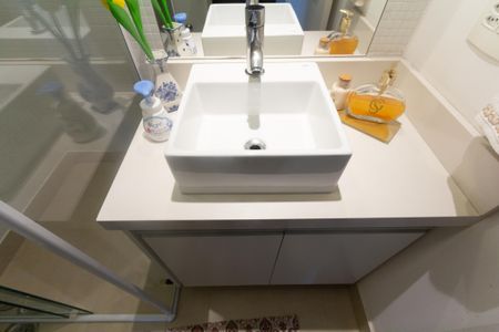 Apartamento à venda com 92m², 2 quartos e 2 vagas Apartamento à venda com 92m², 2 quartos e 2 vagasBanheiro