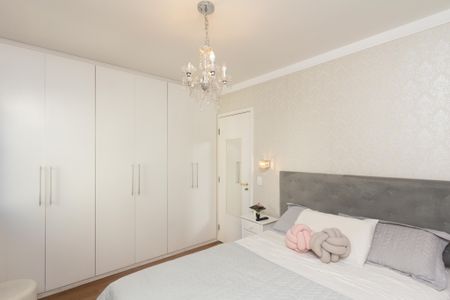 Apartamento à venda com 92m², 2 quartos e 2 vagas Apartamento à venda com 92m², 2 quartos e 2 vagasSuíte