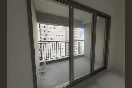 Studio à venda com 26m², 1 quarto e sem vaga Studio à venda com 26m², 1 quarto e sem vagaVaranda