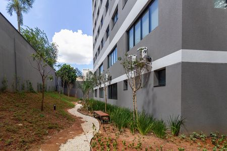 Studio para alugar com 24m², 1 quarto e sem vaga Studio para alugar com 24m², 1 quarto e sem vagaÁrea comum - Caminhada