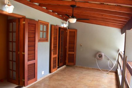 Casa de condomínio para alugar com 600m², 4 quartos e 10 vagasVaranda