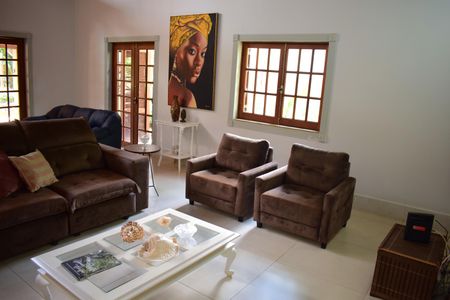 Casa de condomínio para alugar com 600m², 4 quartos e 10 vagasSala