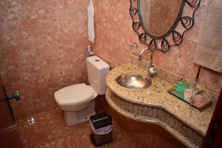 Casa de condomínio para alugar com 600m², 4 quartos e 10 vagasLavabo