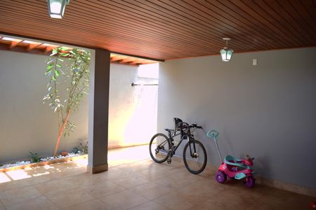 Casa de condomínio para alugar com 600m², 4 quartos e 10 vagasGaragem