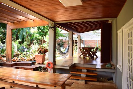 Casa de condomínio para alugar com 600m², 4 quartos e 10 vagasÁrea Externa