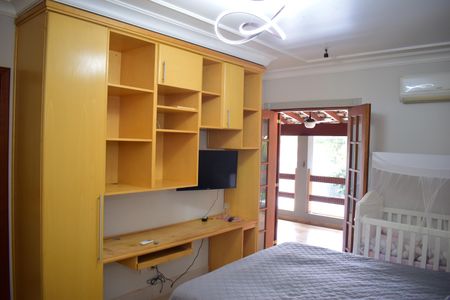 Casa de condomínio para alugar com 600m², 4 quartos e 10 vagasSuíte 3