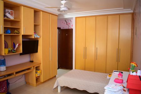 Casa de condomínio para alugar com 600m², 4 quartos e 10 vagasSuíte 2