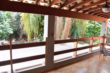 Casa de condomínio para alugar com 600m², 4 quartos e 10 vagasVaranda