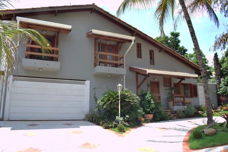 Casa de condomínio para alugar com 600m², 4 quartos e 10 vagasFachada