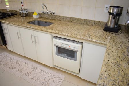 Casa de condomínio para alugar com 600m², 4 quartos e 10 vagasCozinha