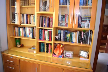 Casa de condomínio para alugar com 600m², 4 quartos e 10 vagasEscritório