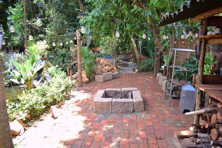 Casa de condomínio para alugar com 600m², 4 quartos e 10 vagasQuintal