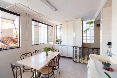 Casa à venda com 127m², 3 quartos e 2 vagasÁrea de Serviço