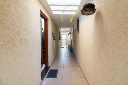 Casa à venda com 127m², 3 quartos e 2 vagasCorredor