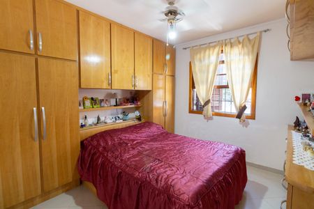 Casa à venda com 127m², 3 quartos e 2 vagasQuarto 1