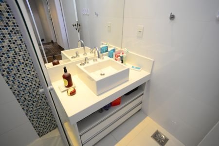 Casa à venda com 301m², 4 quartos e 3 vagasBanheiro