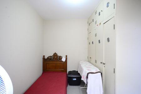 Casa à venda com 301m², 4 quartos e 3 vagasQuarto de Serviço