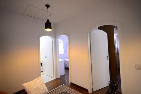Casa à venda com 301m², 4 quartos e 3 vagasCorredor