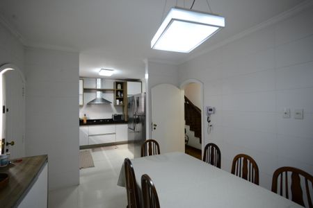 Casa à venda com 301m², 4 quartos e 3 vagasCozinha