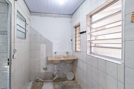 Casa à venda com 70m², 2 quartos e sem vagaÁrea de Serviço