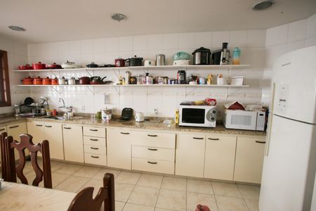 Casa para alugar com 297m², 3 quartos e 3 vagasCozinha