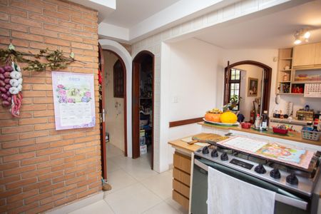 Casa à venda com 370m², 4 quartos e 6 vagasCozinha