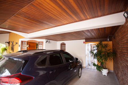 Casa à venda com 370m², 4 quartos e 6 vagasGaragem