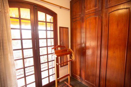 Casa à venda com 370m², 4 quartos e 6 vagasSuíte 3