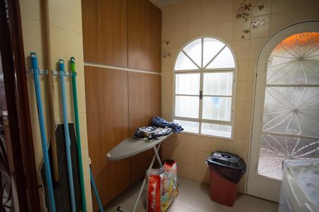 Casa à venda com 370m², 4 quartos e 6 vagasÁrea de Serviço