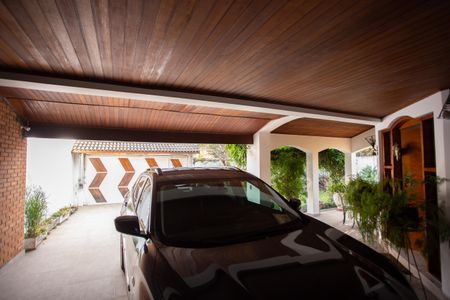 Casa à venda com 370m², 4 quartos e 6 vagasGaragem