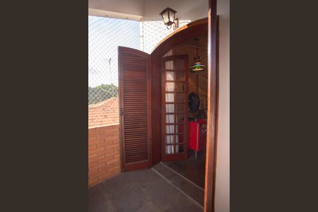 Casa à venda com 370m², 4 quartos e 6 vagasVaranda