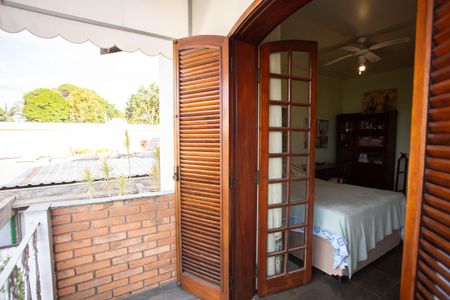 Casa à venda com 370m², 4 quartos e 6 vagasVaranda