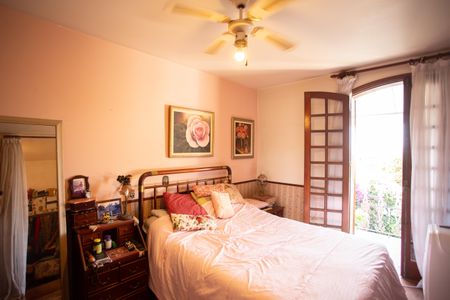 Casa à venda com 370m², 4 quartos e 6 vagasSuíte 1